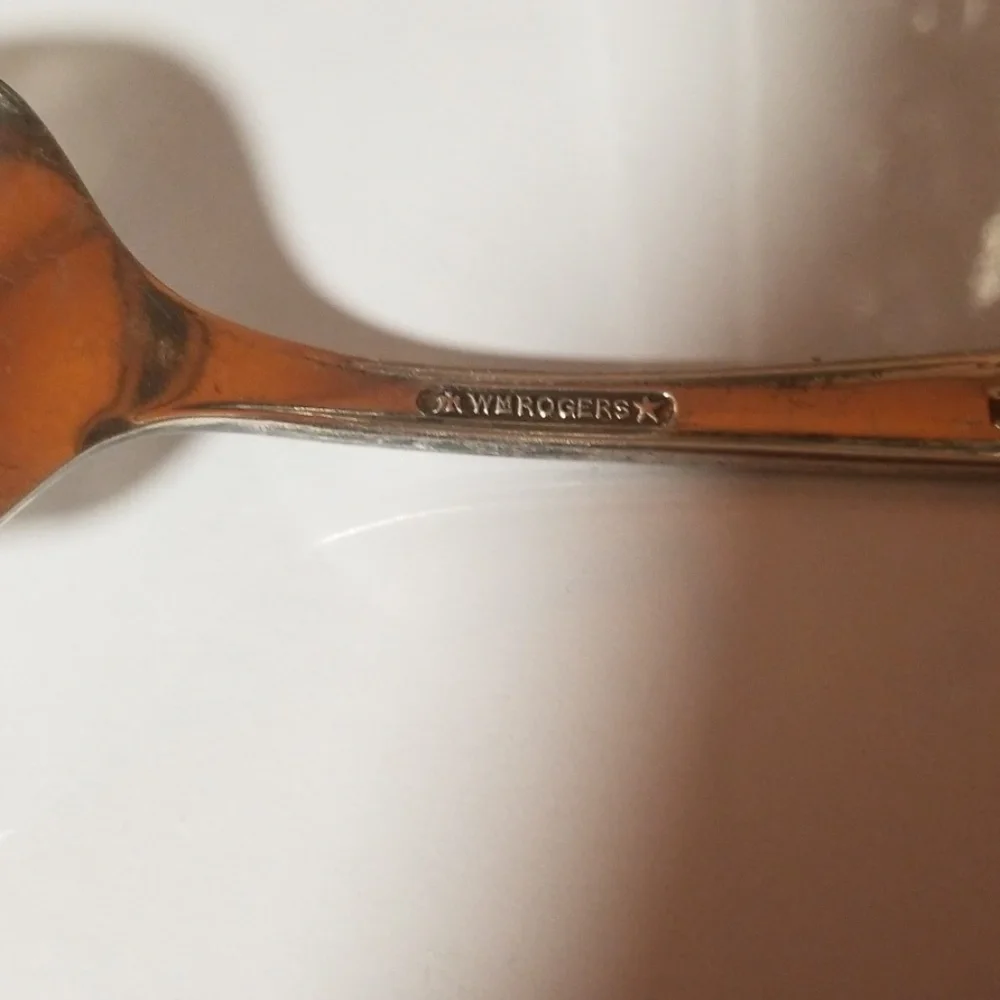 Wm. Roger's 1954 prec mirror meat fork